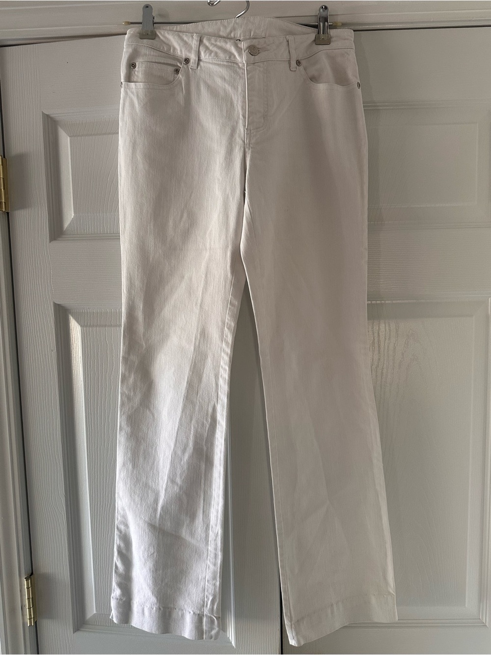 Lilly Pulitzer white bootcut jeans- Size 2
